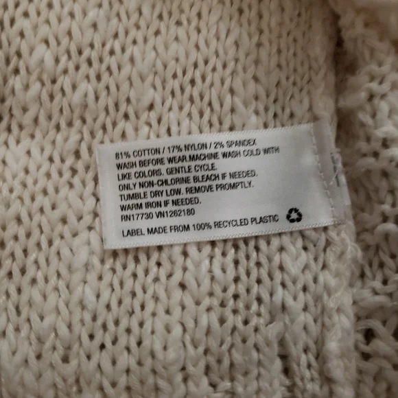 Mossimo L cable knit sweater cream/white - Picture 4 of 7